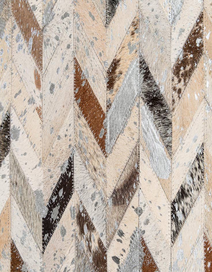 Detail image of  5' 2 x 8' Cowhide - Patchwork Rug