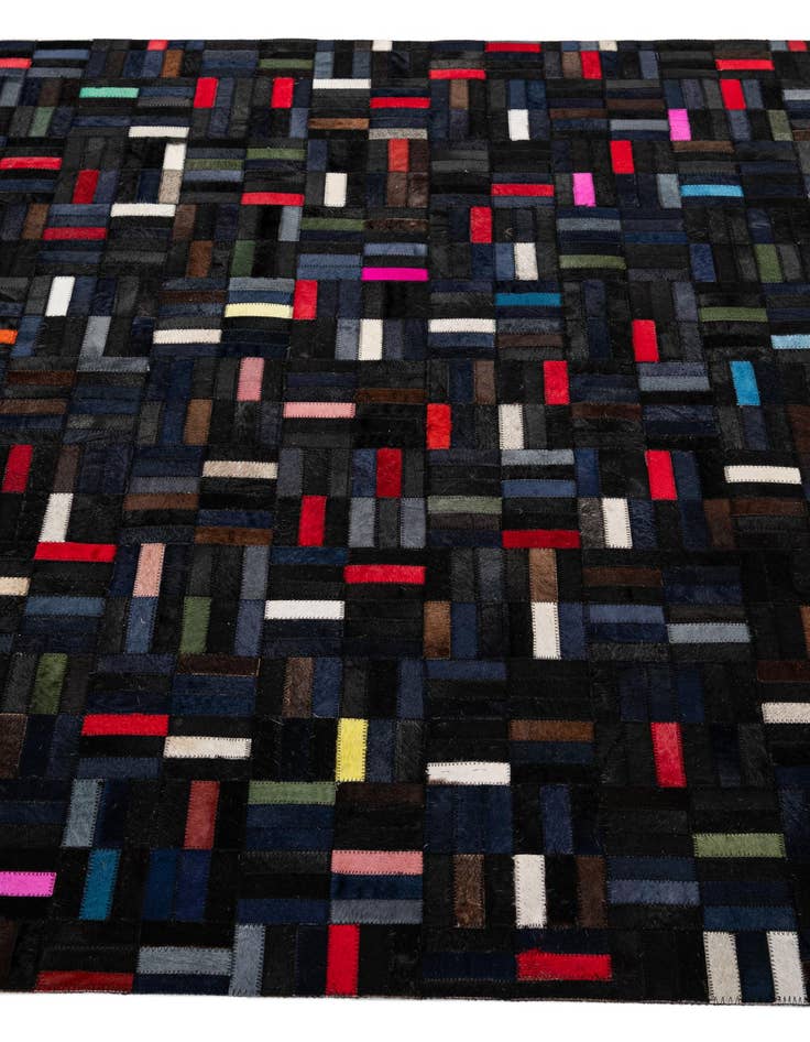 Detail image of  5' 1 x 7' 11 Cowhide - Patchwork Rug