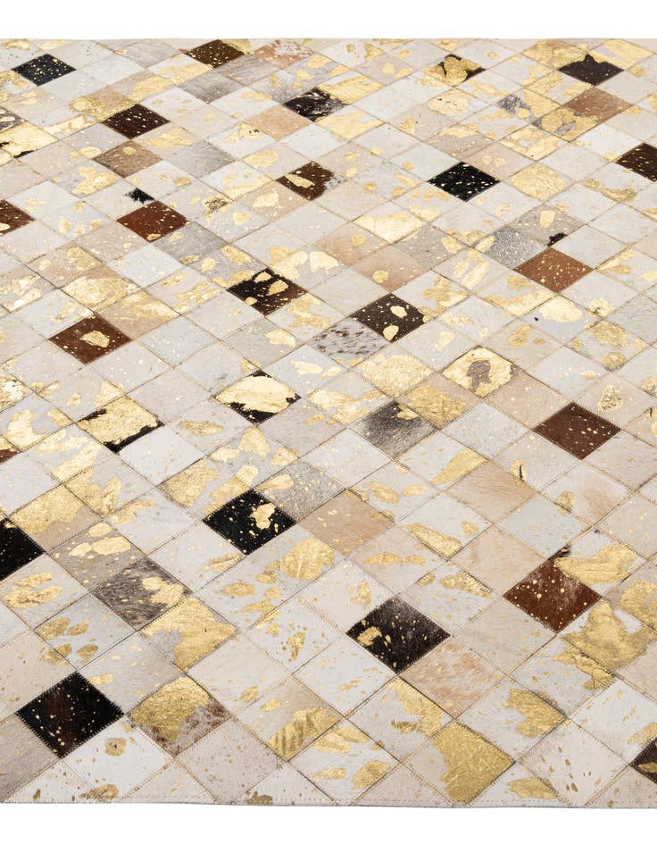 Detail image of  5' x 7' 10 Cowhide - Patchwork Rug