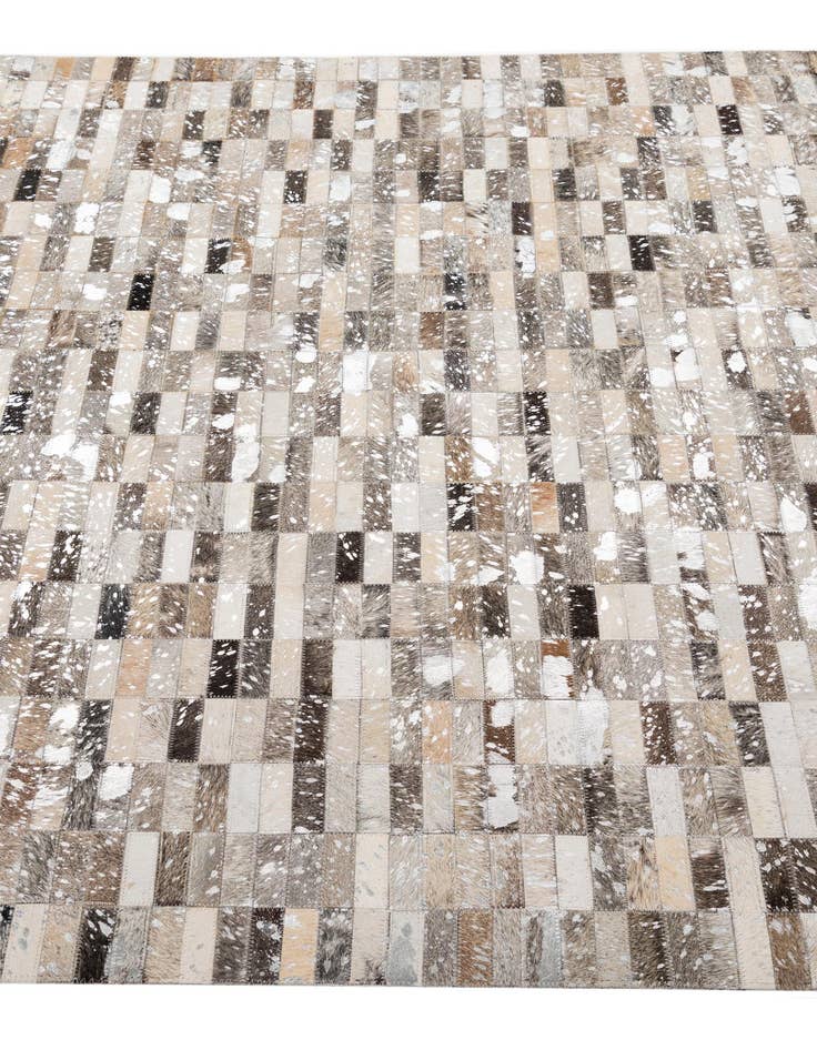 Detail image of  5' x 7' 11 Cowhide - Patchwork Rug
