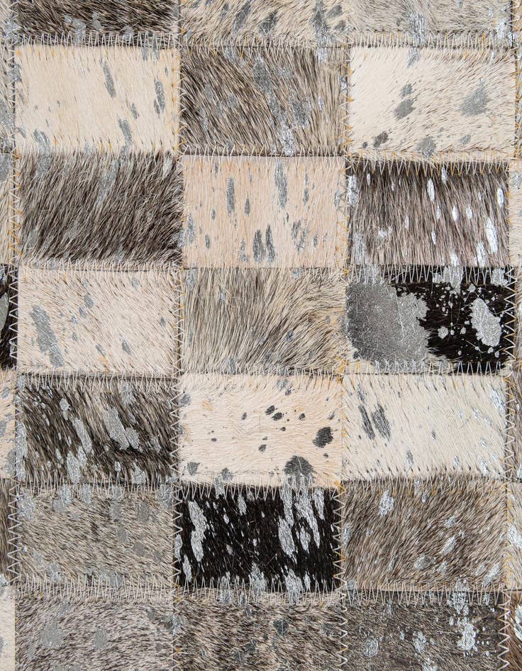 Detail image of  5' x 7' 11 Cowhide - Patchwork Rug