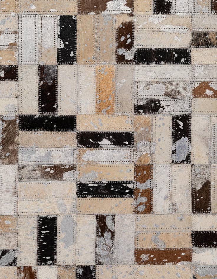 Detail image of  4' 11 x 7' 11 Cowhide - Patchwork Rug