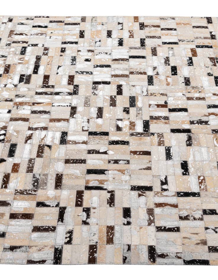 Detail image of  5' x 7' 11 Cowhide - Patchwork Rug