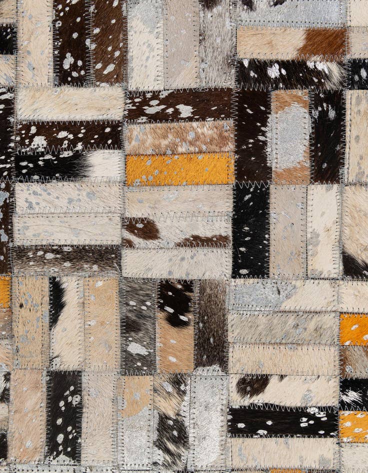 Detail image of  5' x 8' 1 Cowhide - Patchwork Rug