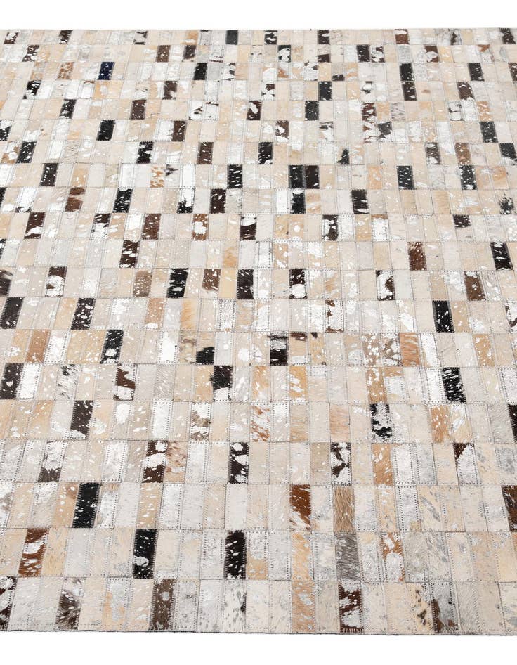 Detail image of  5' x 7' 11 Cowhide - Patchwork Rug