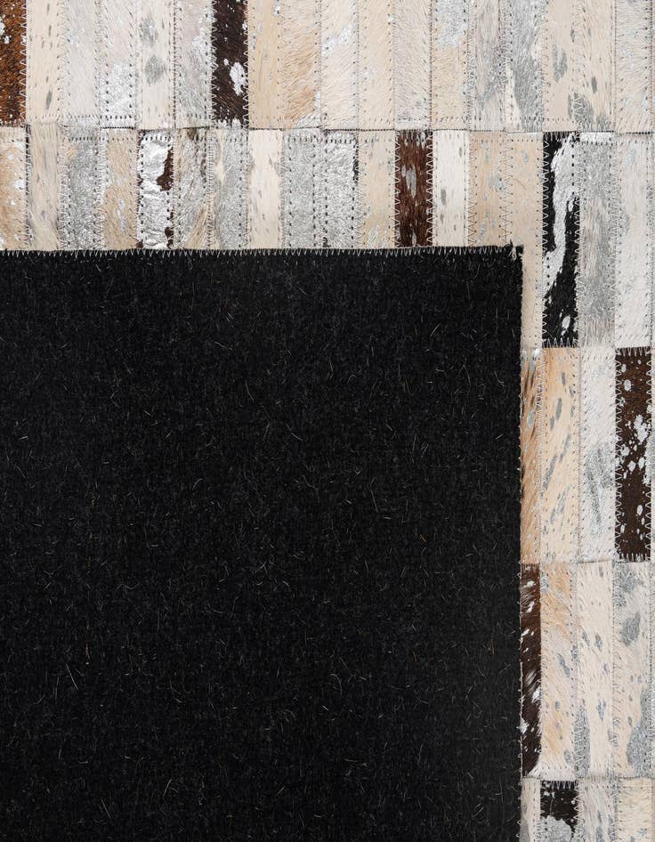 Detail image of  5' x 8' Cowhide - Patchwork Rug