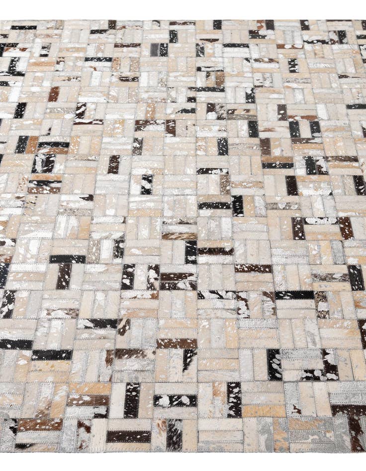 Detail image of  5' x 7' 11 Cowhide - Patchwork Rug