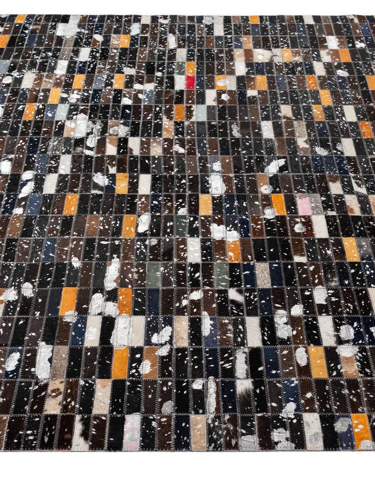 Detail image of  5' 2 x 8' Cowhide - Patchwork Rug