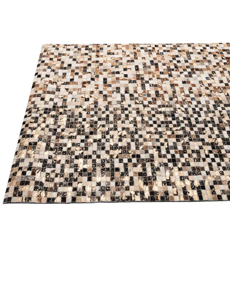 Detail image of  5' 1 x 8' Cowhide - Patchwork Rug