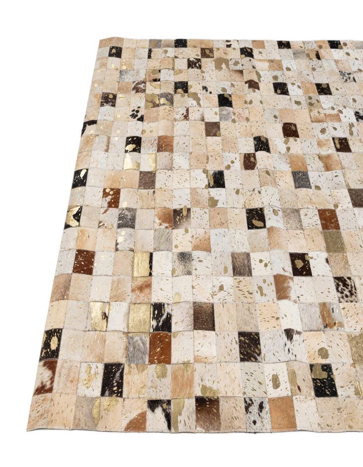 Detail image of  5' 1 x 8' Cowhide - Patchwork Rug