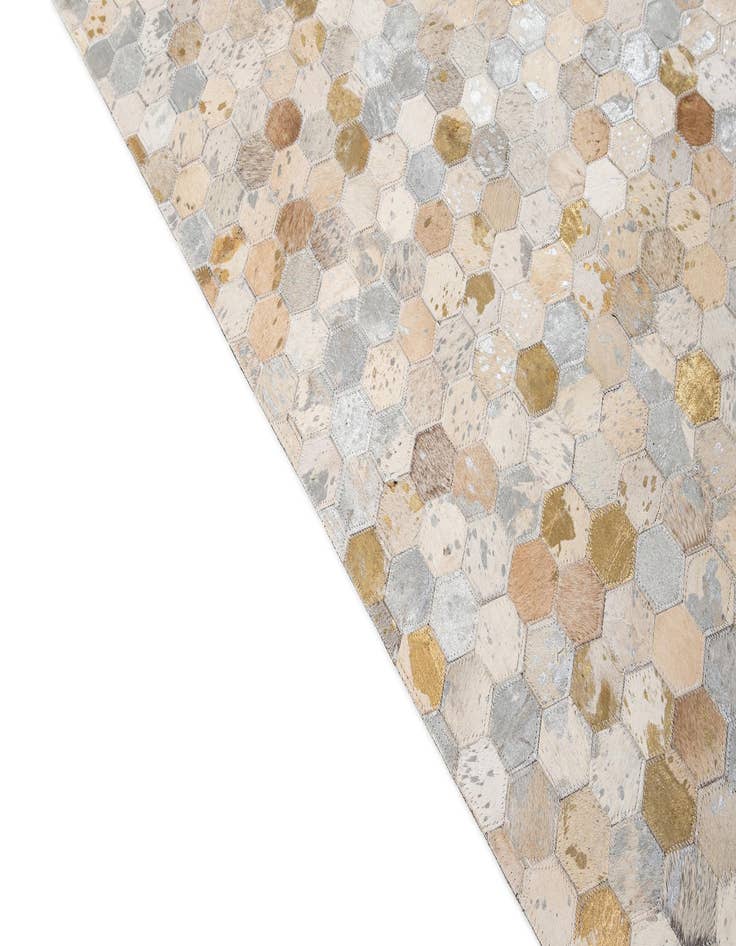 Detail image of  5' x 8' Cowhide - Patchwork Rug