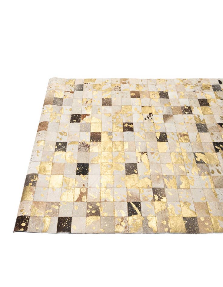 Detail image of  4' 11 x 7' 11 Cowhide - Patchwork Rug