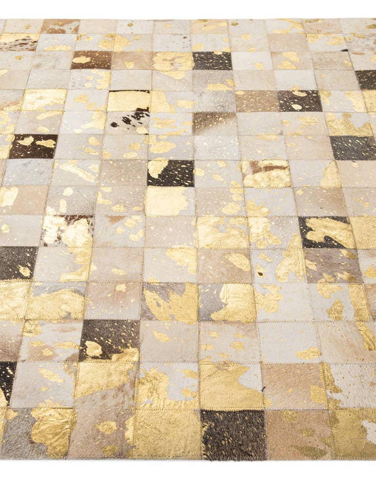 Detail image of  4' 11 x 7' 11 Cowhide - Patchwork Rug