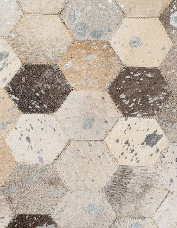 Detail image of  5' 1 x 8' Cowhide - Patchwork Rug