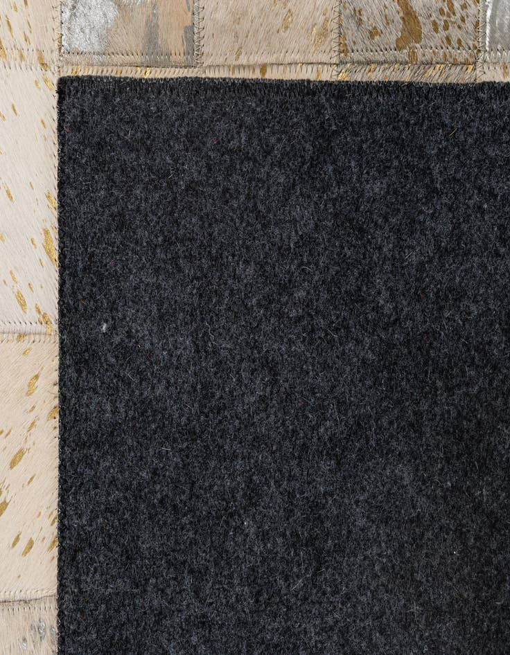 Detail image of  5' x 7' 10 Cowhide - Patchwork Rug