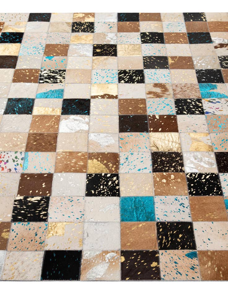 Detail image of  5' x 7' 11 Cowhide - Patchwork Rug