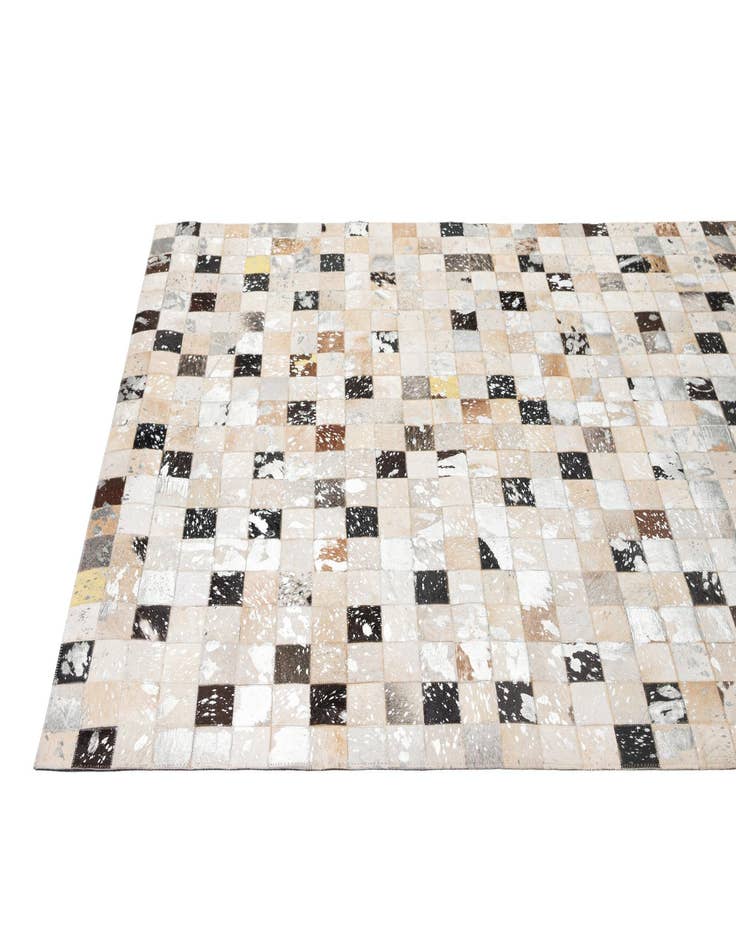 Detail image of  5' 1 x 7' 11 Cowhide - Patchwork Rug