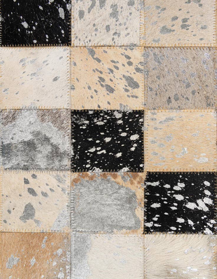 Detail image of  5' 1 x 7' 11 Cowhide - Patchwork Rug