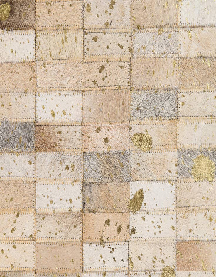 Detail image of  5' 2 x 8' Cowhide - Patchwork Rug