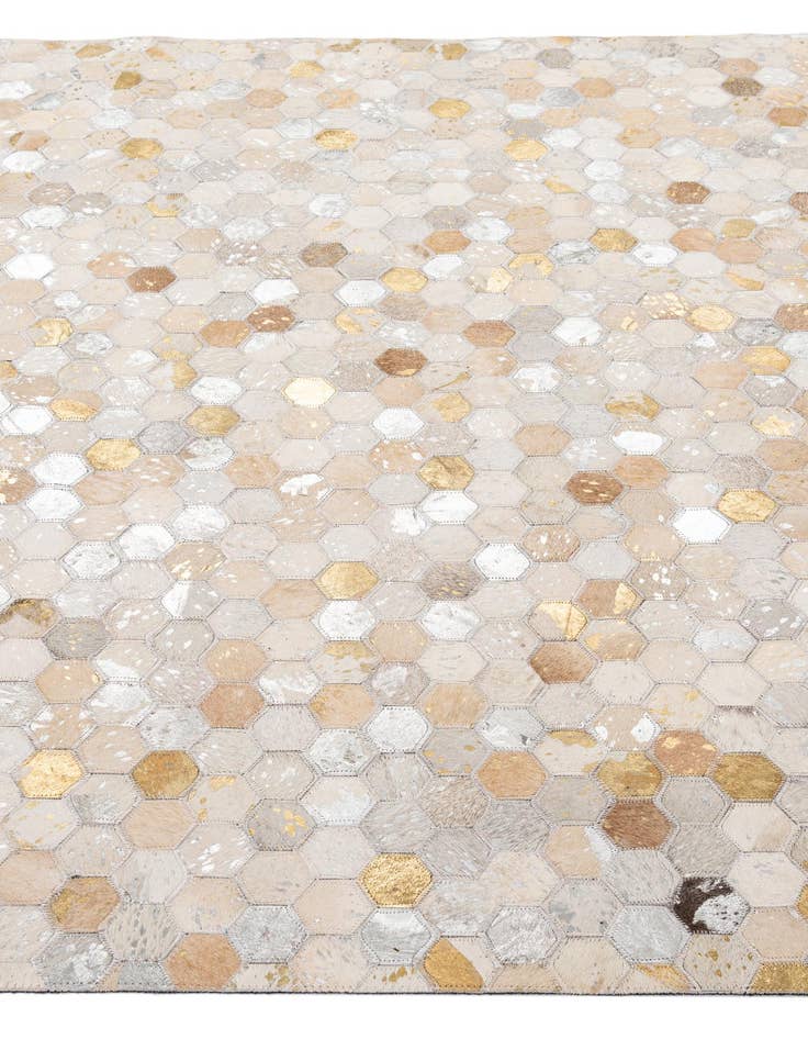 Detail image of  5' 2 x 8' Cowhide - Patchwork Rug