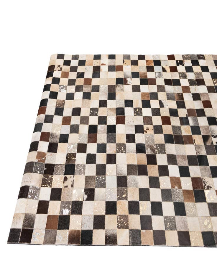 Detail image of  5' 1 x 8' Cowhide - Patchwork Rug