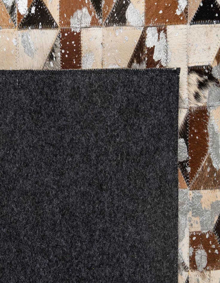Detail image of  5' 1 x 8' Cowhide - Patchwork Rug