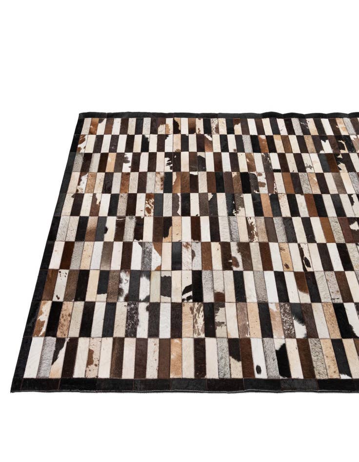 Detail image of  5' 3 x 8' Cowhide - Patchwork Rug