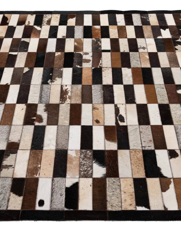 Detail image of  5' 3 x 8' Cowhide - Patchwork Rug