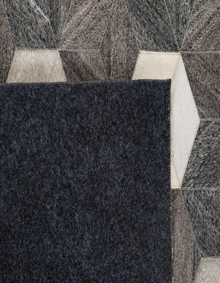 Detail image of  5' 3 x 8' Cowhide - Patchwork Rug