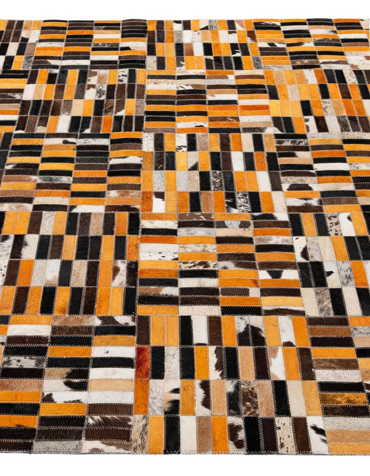 Detail image of  5' x 7' 11 Cowhide - Patchwork Rug