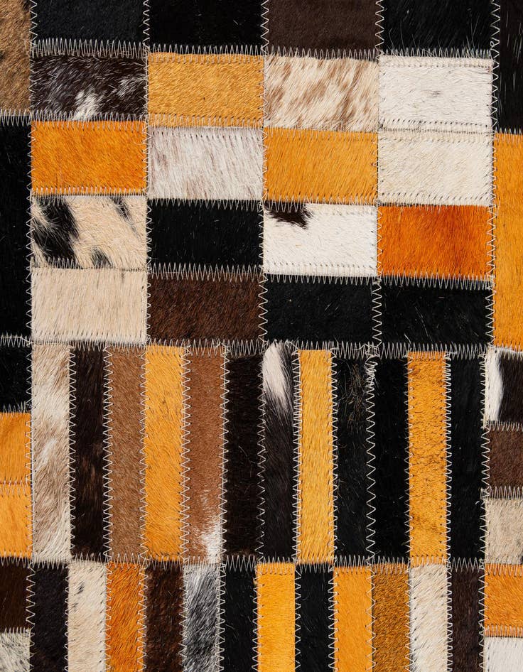 Detail image of  5' x 7' 11 Cowhide - Patchwork Rug