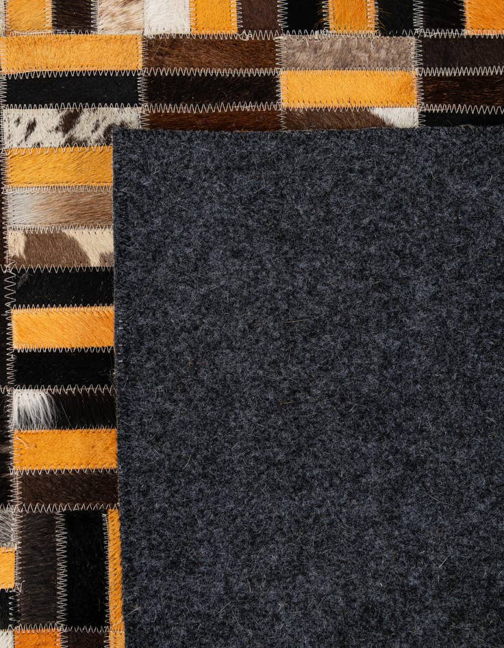 Detail image of  5' x 7' 11 Cowhide - Patchwork Rug