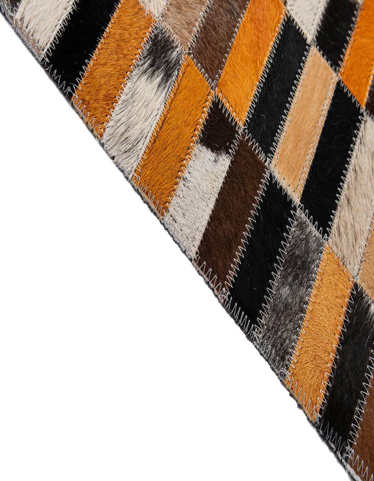 Detail image of  5' x 8' Cowhide - Patchwork Rug