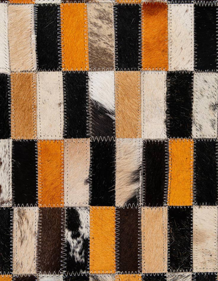 Detail image of  5' x 8' Cowhide - Patchwork Rug