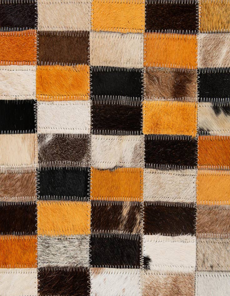 Detail image of  5' x 7' 11 Cowhide - Patchwork Rug
