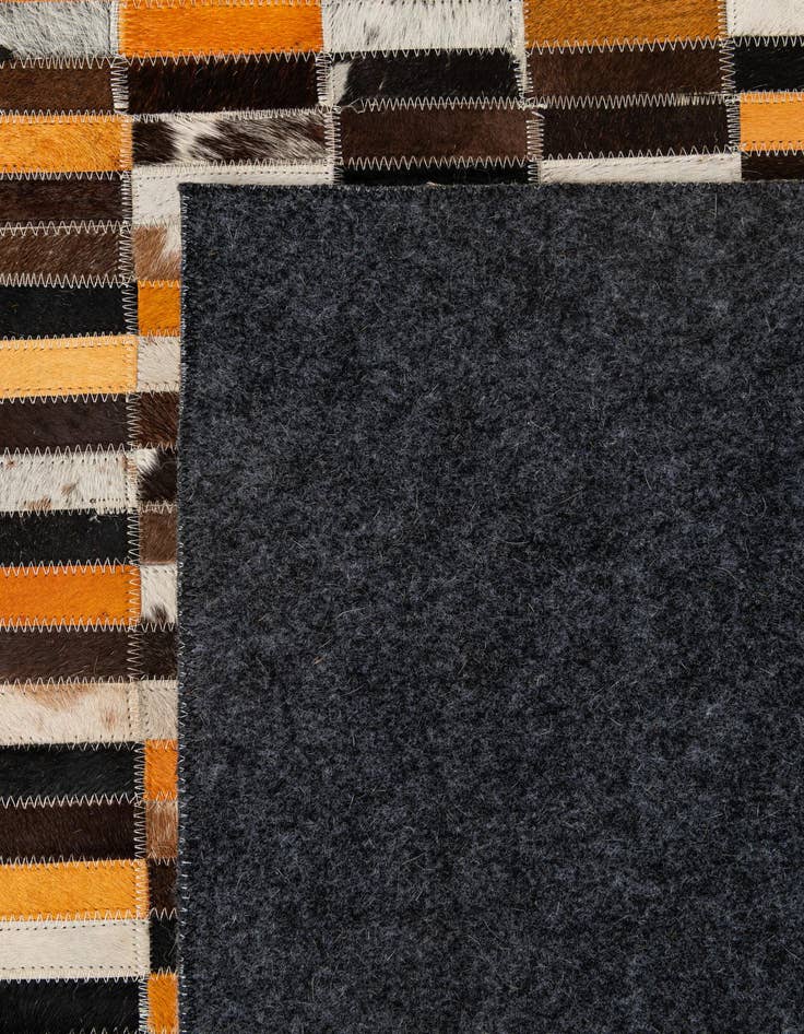 Detail image of  5' x 7' 11 Cowhide - Patchwork Rug