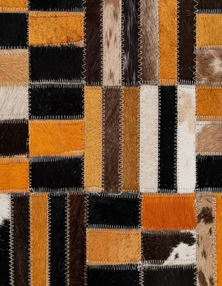 Detail image of  5' x 7' 11 Cowhide - Patchwork Rug