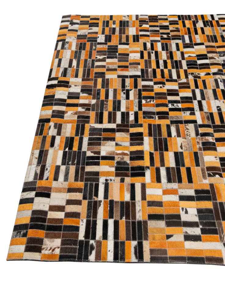 Detail image of  5' x 7' 11 Cowhide - Patchwork Rug