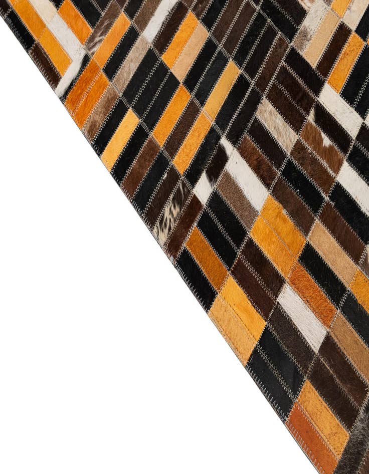 Detail image of  5' x 7' 11 Cowhide - Patchwork Rug