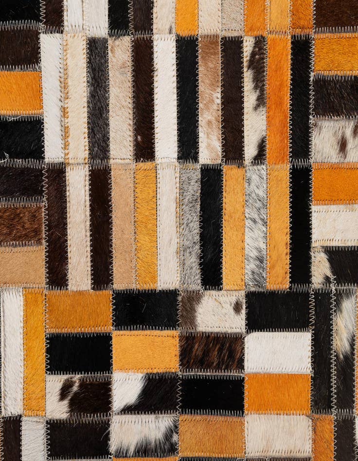 Detail image of  5' x 7' 11 Cowhide - Patchwork Rug