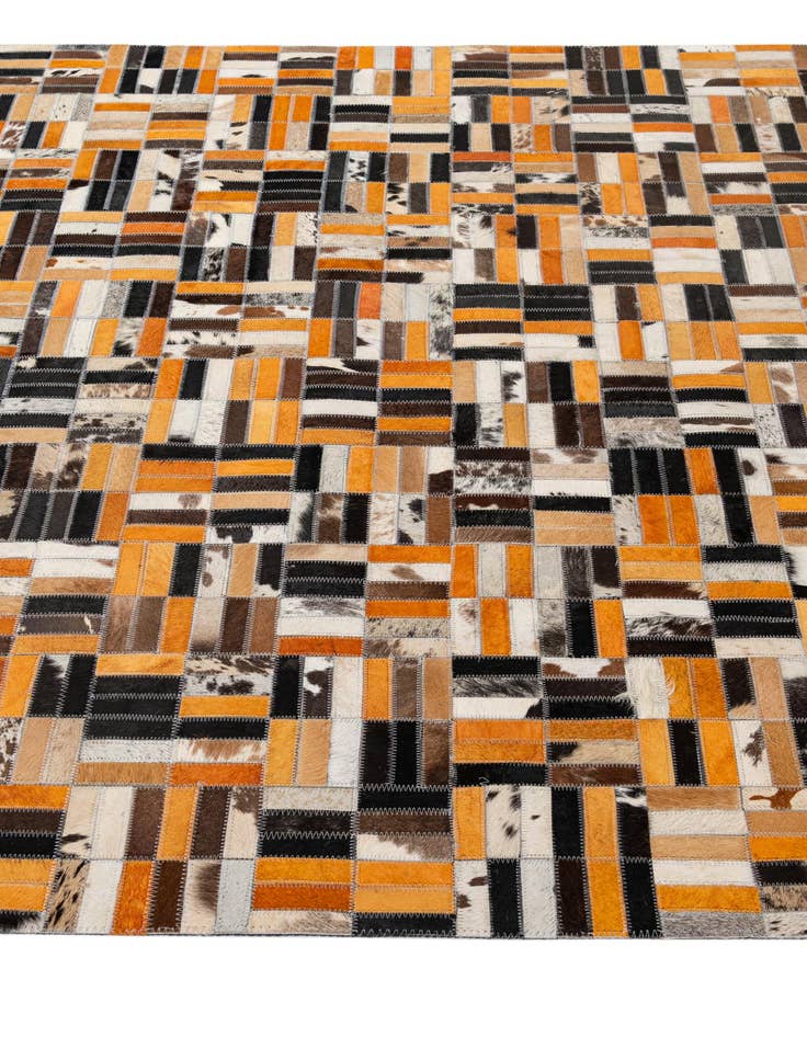 Detail image of  5' x 7' 11 Cowhide - Patchwork Rug