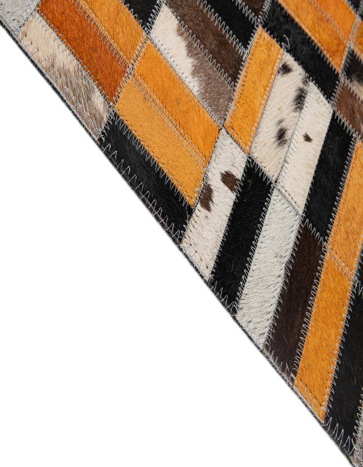 Detail image of  5' x 7' 11 Cowhide - Patchwork Rug