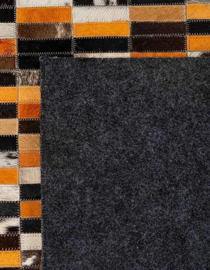 Detail image of  5' x 7' 10 Cowhide - Patchwork Rug