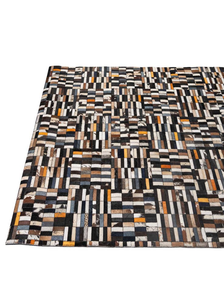 Detail image of  5' 1 x 8' Cowhide - Patchwork Rug