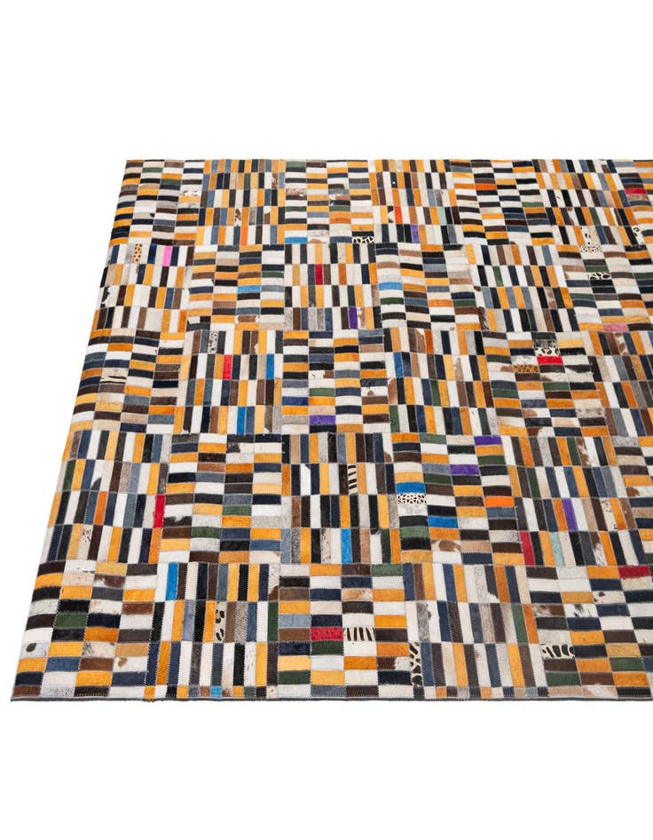 Detail image of  5' 1 x 7' 11 Cowhide - Patchwork Rug