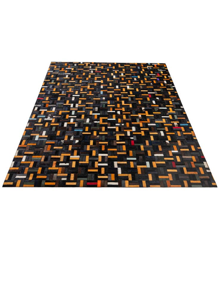 Detail image of  5' 1 x 8' Cowhide - Patchwork Rug
