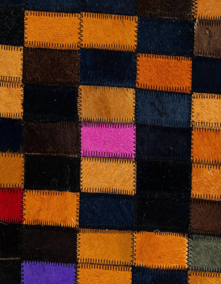 Detail image of  5' x 8' Cowhide - Patchwork Rug