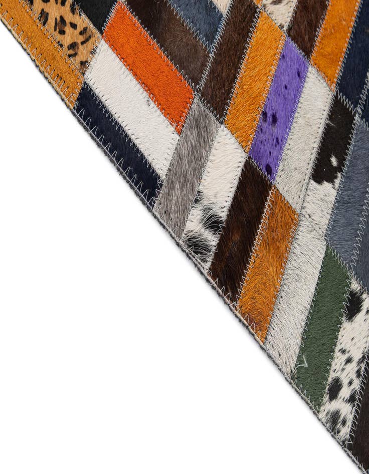 Detail image of  5' 1 x 7' 11 Cowhide - Patchwork Rug