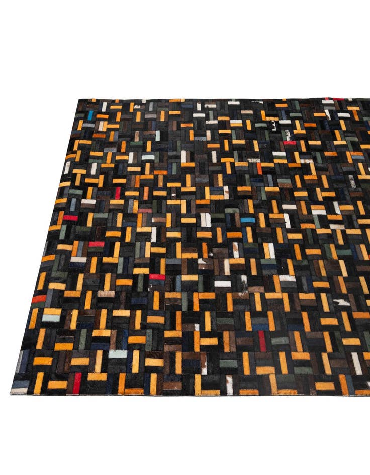 Detail image of  5' 1 x 7' 11 Cowhide - Patchwork Rug