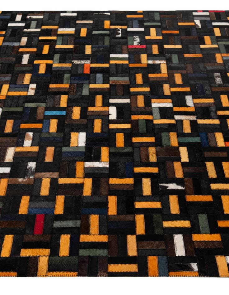 Detail image of  5' 1 x 7' 11 Cowhide - Patchwork Rug